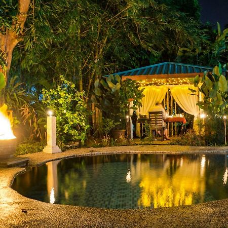 Bike And Tours Bed And Breakfast Lahad Datu Eksteriør bilde