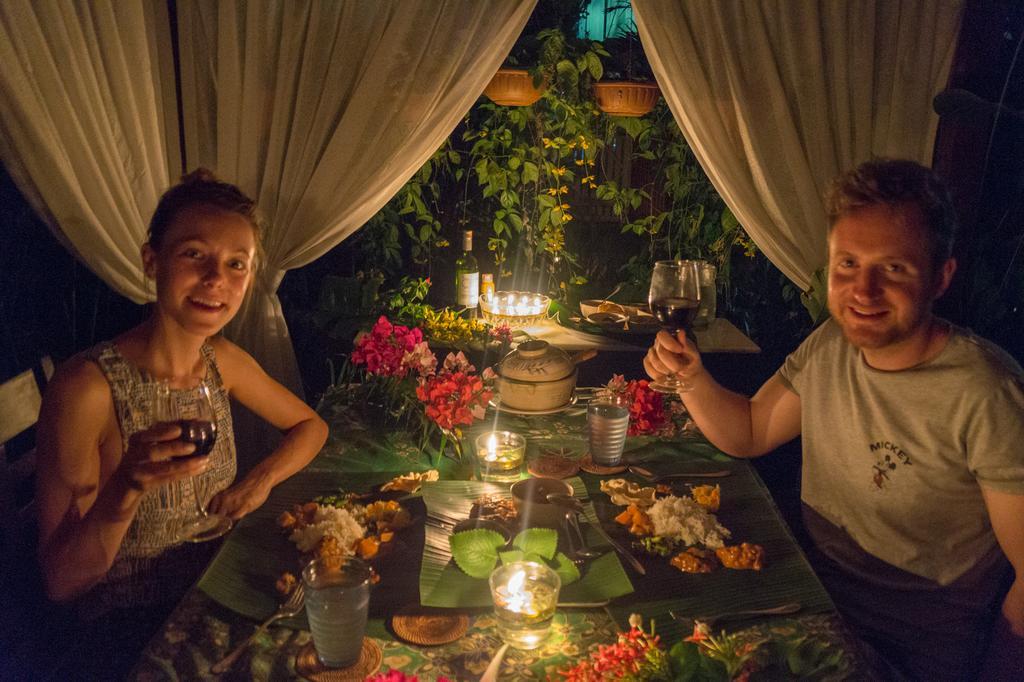 Bike And Tours Bed And Breakfast Lahad Datu Eksteriør bilde