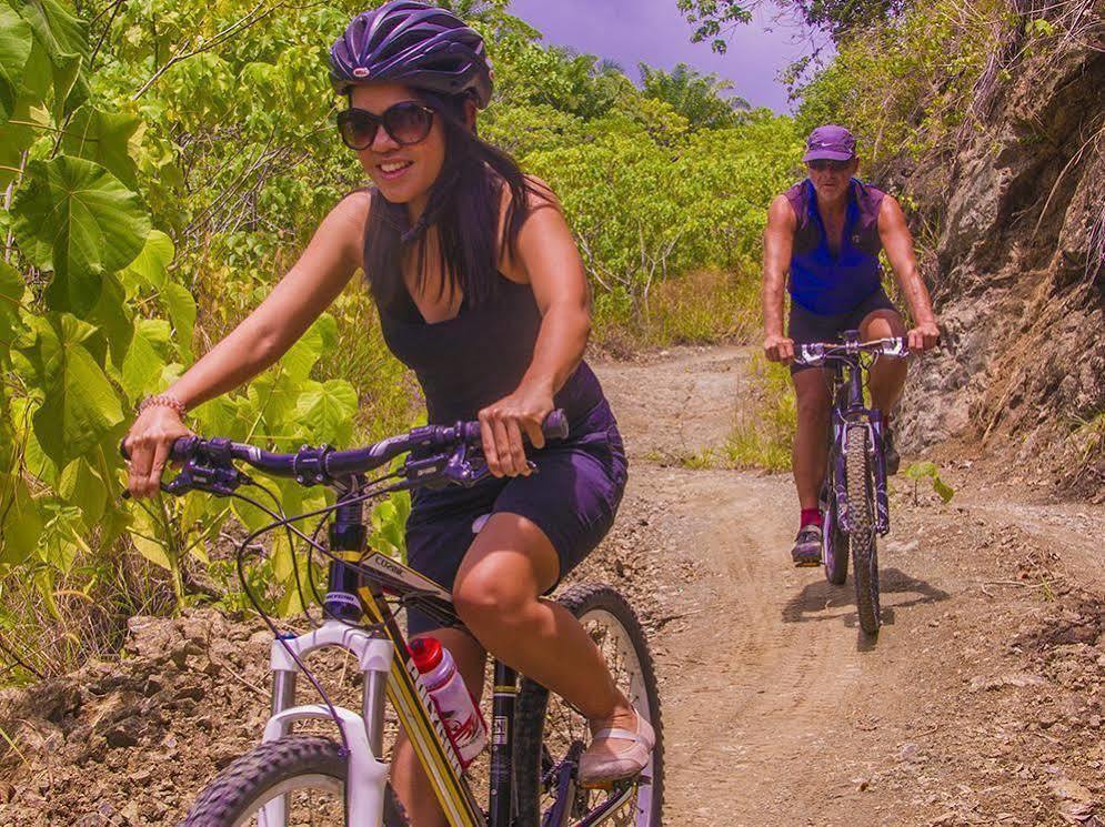 Bike And Tours Bed And Breakfast Lahad Datu Eksteriør bilde