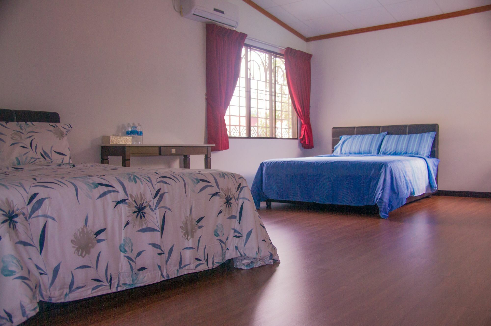 Bike And Tours Bed And Breakfast Lahad Datu Eksteriør bilde
